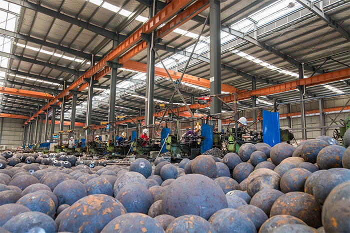 北流网架配件车间